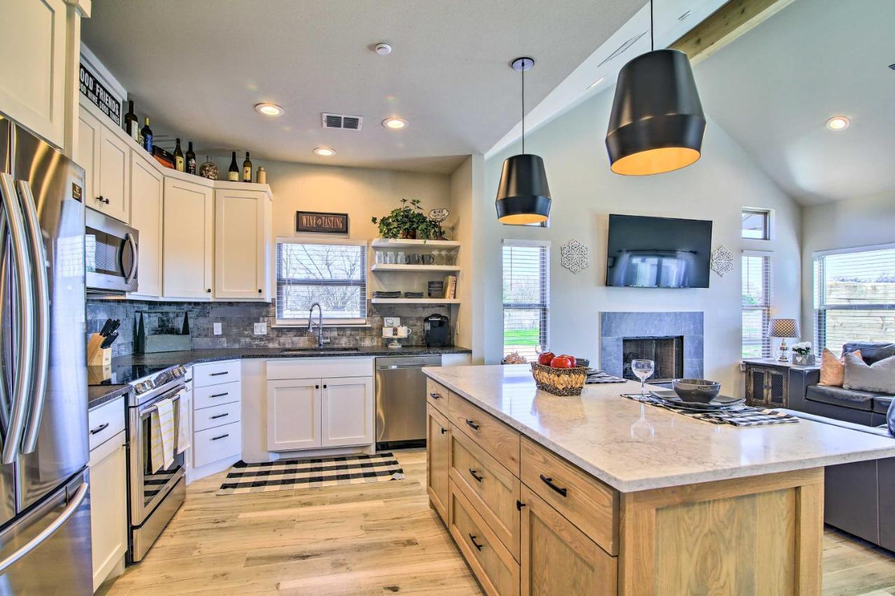 Uncorked Ranch Hill Country Home 1 Mi To Winery 프레드릭스버그 외부 사진