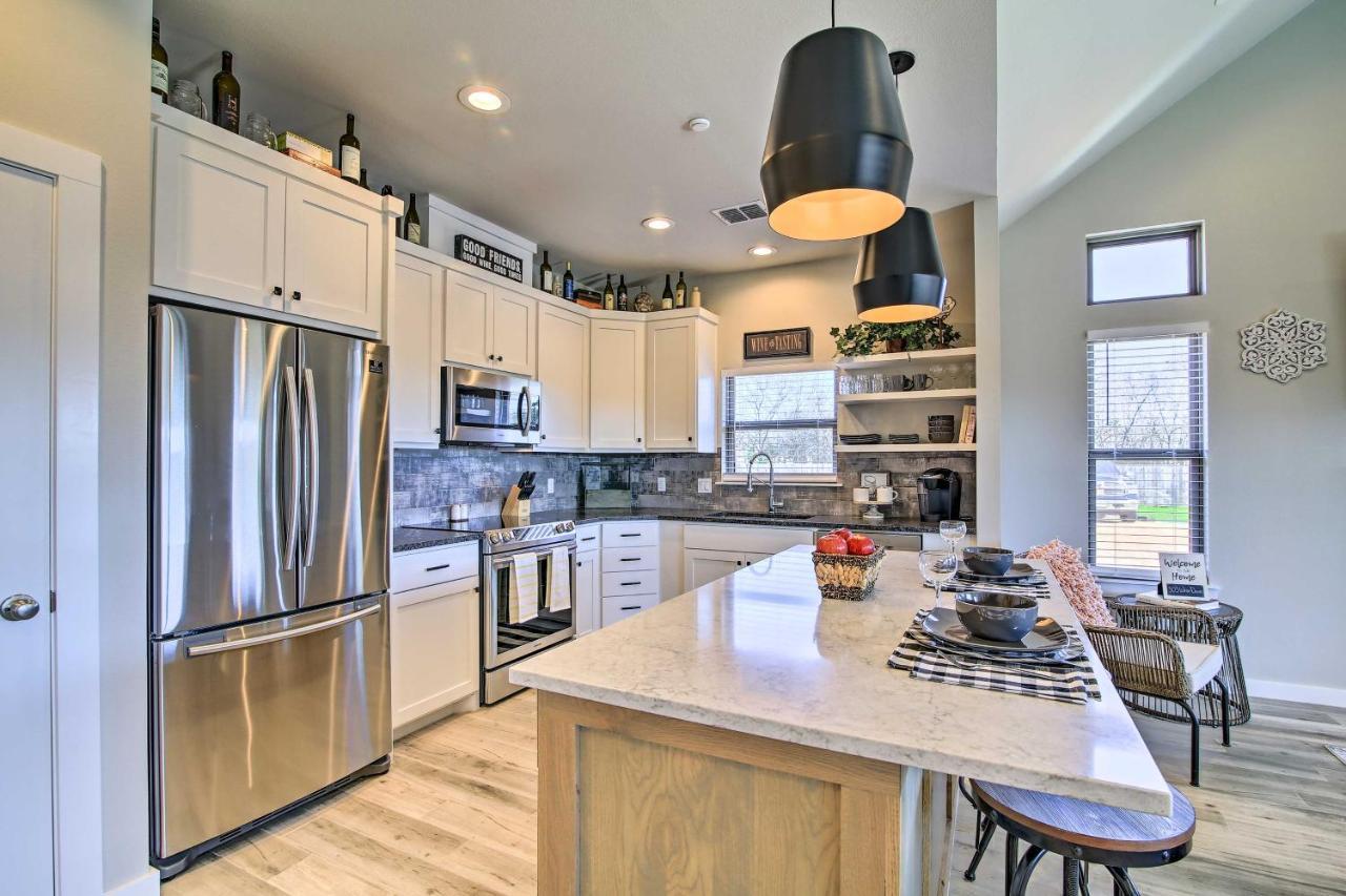 Uncorked Ranch Hill Country Home 1 Mi To Winery 프레드릭스버그 외부 사진